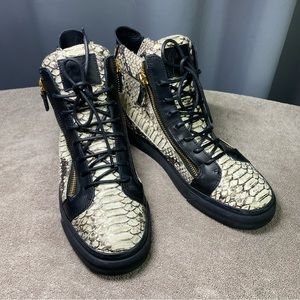 Giuseppe Zanotti mens snake skin high top sneakers size 42 (men’s US size 9)